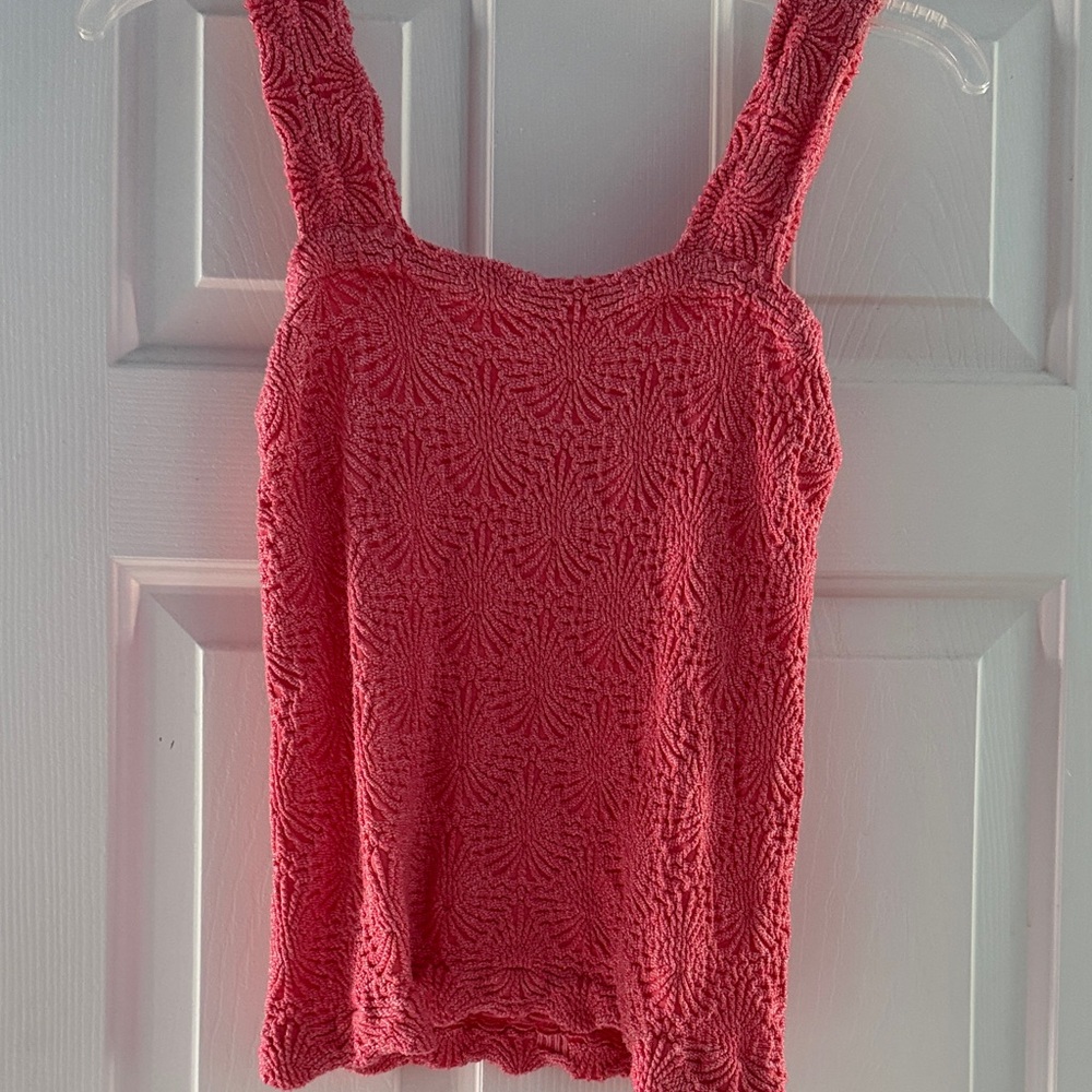Sleeveless Textured Tank Top in Coral